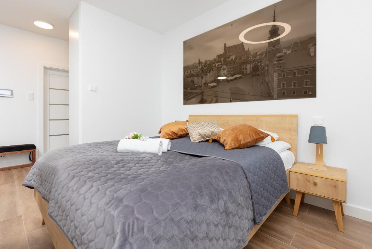 Srodmiescie Warsaw Muranow Apartments With Parking By Noclegi Renters Εξωτερικό φωτογραφία