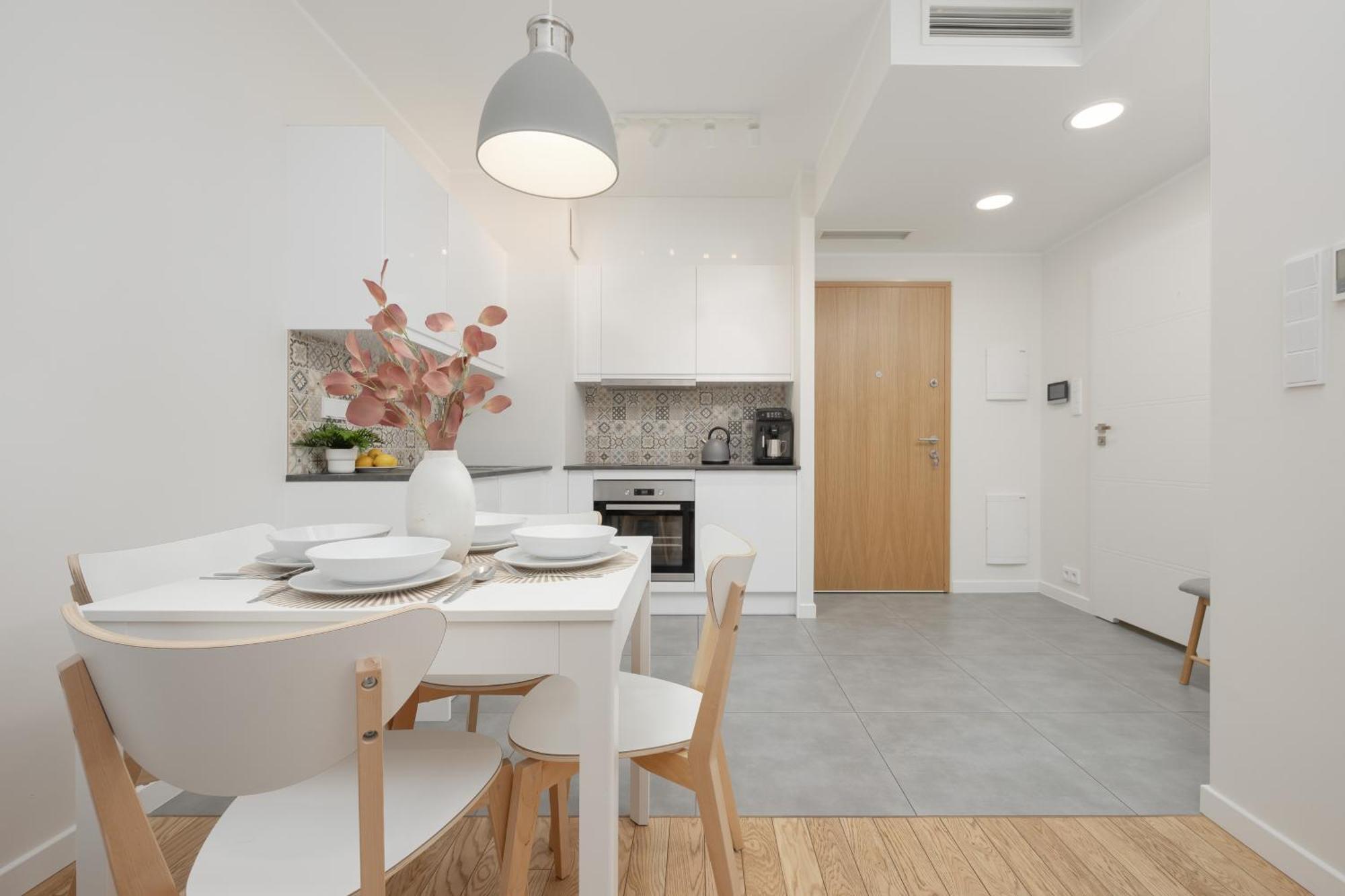 Srodmiescie Warsaw Muranow Apartments With Parking By Noclegi Renters Εξωτερικό φωτογραφία