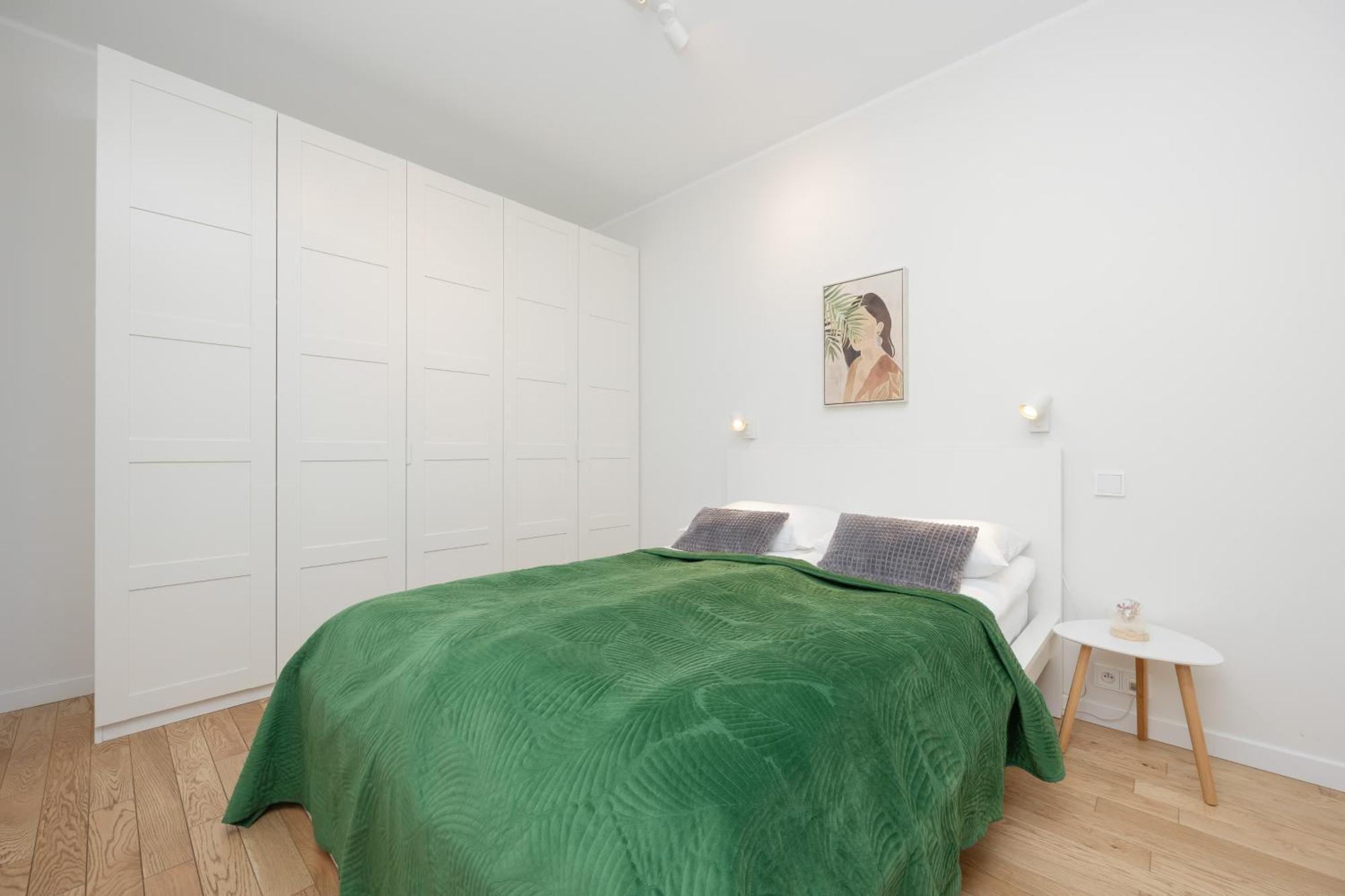 Srodmiescie Warsaw Muranow Apartments With Parking By Noclegi Renters Εξωτερικό φωτογραφία